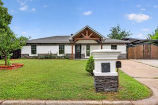 516 Post Oak Lane, Burleson, TX 76028