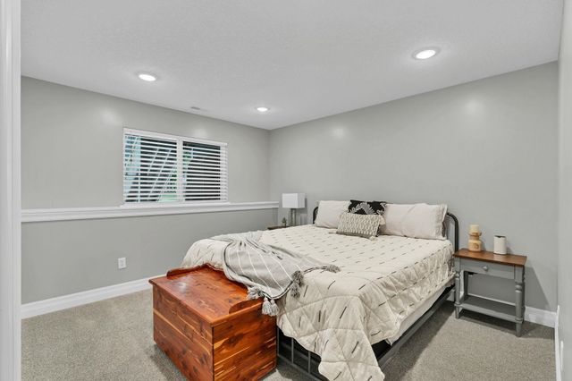 4502 N Ridge Port, Wichita, KS 67205