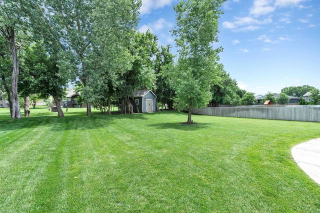 4502 N Ridge Port, Wichita, KS 67205