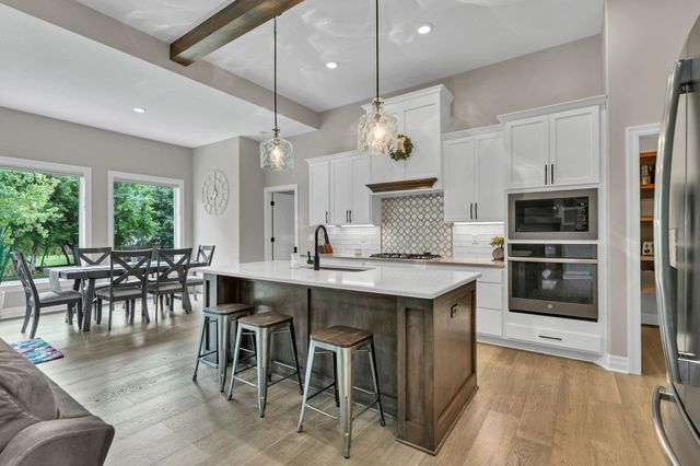 4502 N Ridge Port, Wichita, KS 67205