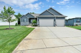 4502 N Ridge Port, Wichita, KS 67205