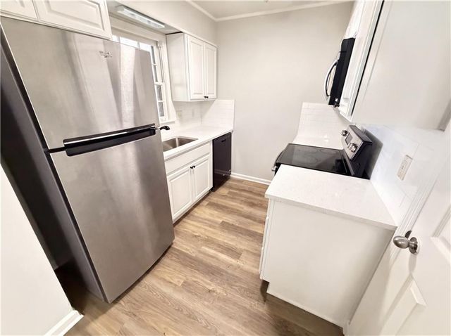 237 Chads Ford Way, Roswell, GA 30076