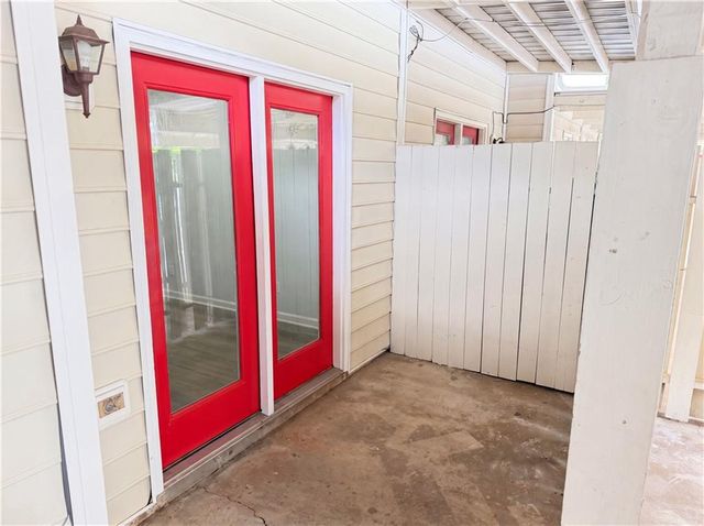 237 Chads Ford Way, Roswell, GA 30076