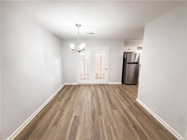 237 Chads Ford Way, Roswell, GA 30076