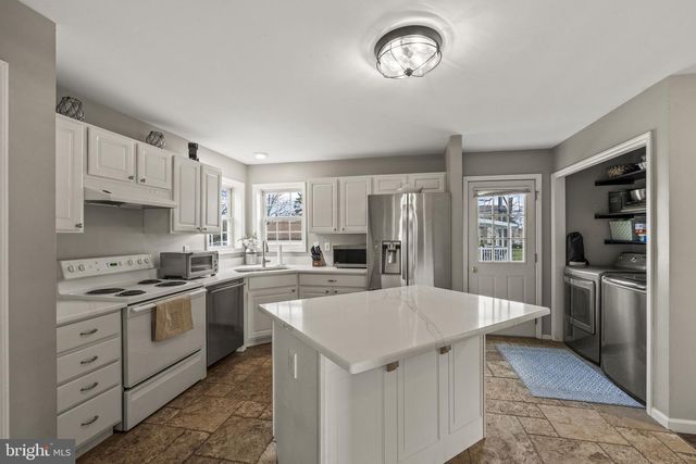 700 GRANDVIEW AVE, Norristown, PA 19403