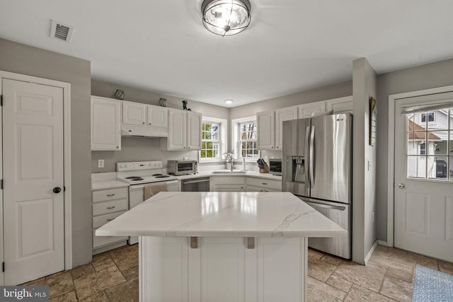 700 GRANDVIEW AVE, Norristown, PA 19403