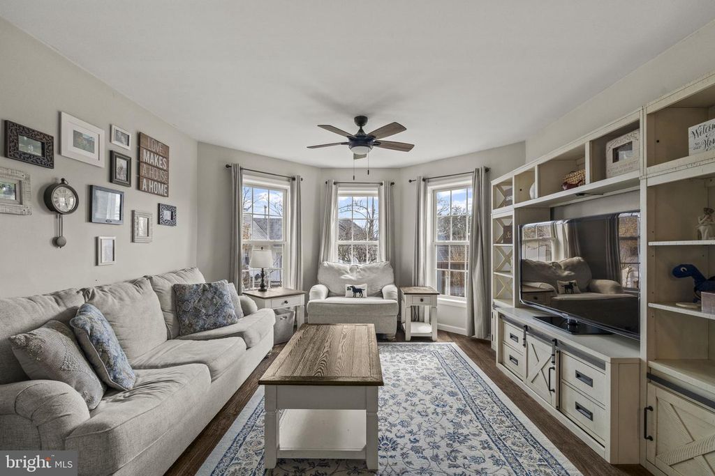 700 GRANDVIEW AVE, Norristown, PA 19403