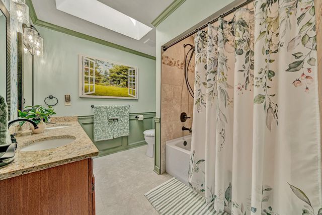 419 Willowood DR, Vinton, VA 24179