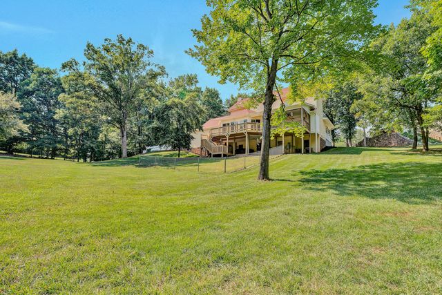 419 Willowood DR, Vinton, VA 24179