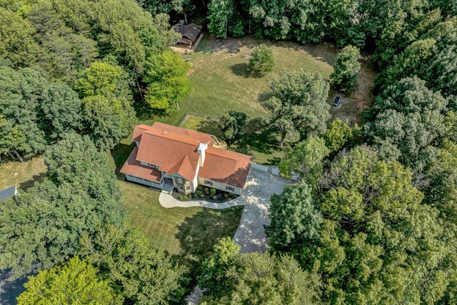 419 Willowood DR, Vinton, VA 24179