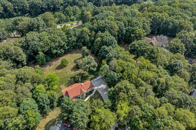 419 Willowood DR, Vinton, VA 24179