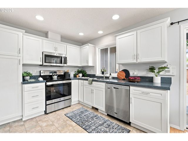6617 Se 69TH Ave, Portland, OR 97206