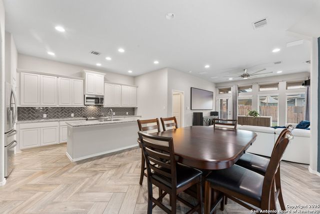 14541 Bald Eagle Ln, San Antonio, TX 78254