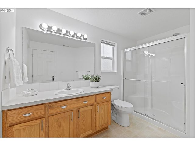 3583 Ne HARVEST Dr, Mc Minnville, OR 97128