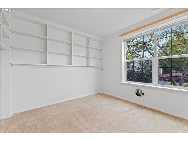 3583 Ne HARVEST Dr, Mc Minnville, OR 97128