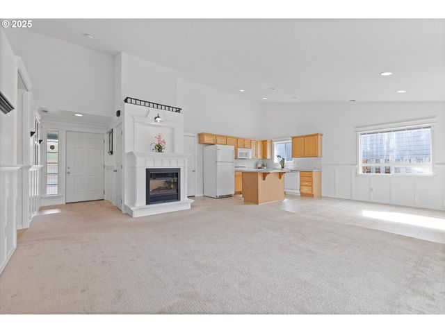 3583 Ne HARVEST Dr, Mc Minnville, OR 97128