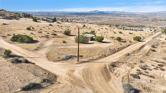 23766 Valley View, Apple Valley, CA 92308