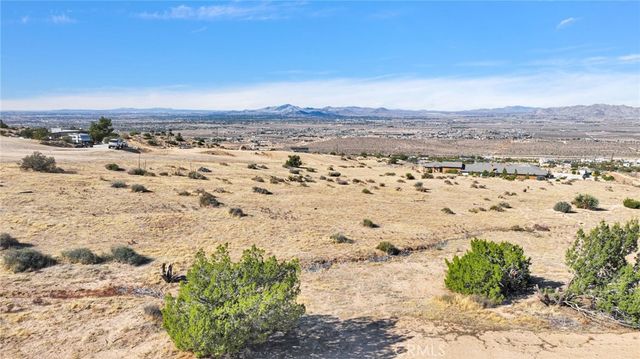 23766 Valley View, Apple Valley, CA 92308