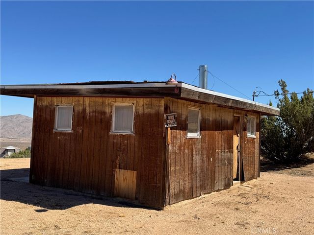 23766 Valley View, Apple Valley, CA 92308
