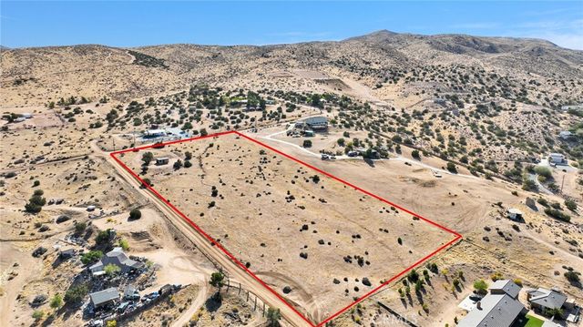 23766 Valley View, Apple Valley, CA 92308