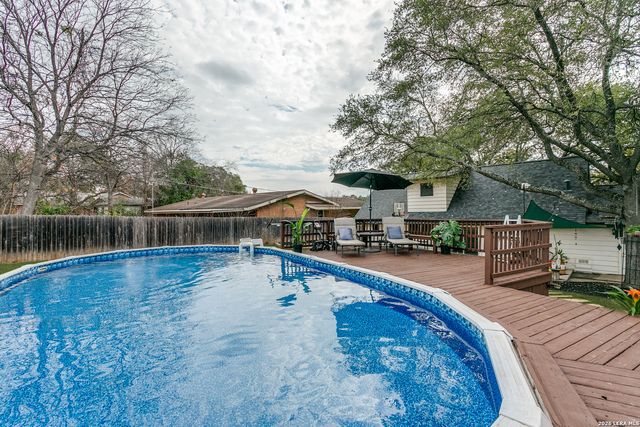 2815 Gainesborough, San Antonio, TX 78230