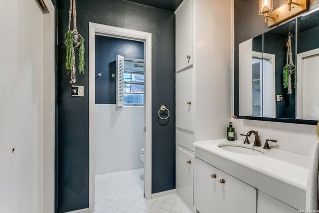 2815 Gainesborough, San Antonio, TX 78230