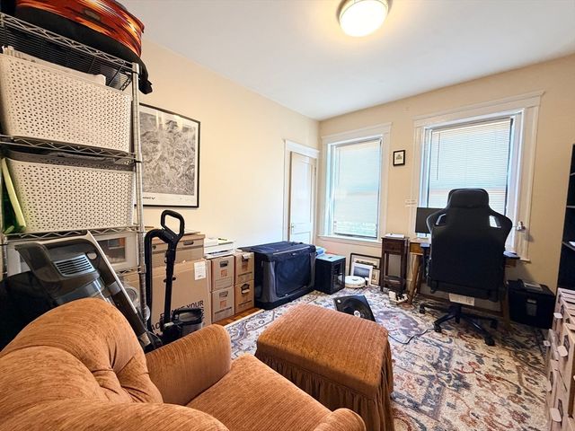 316 Summit Ave 5, Boston, MA 02135