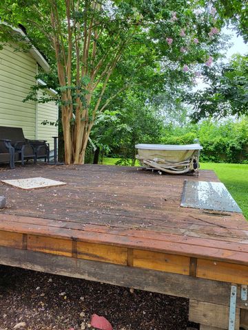 5620 Lucille St, Houston, TX 77026