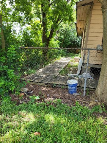 5620 Lucille St, Houston, TX 77026