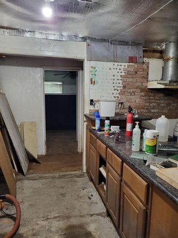 5620 Lucille St, Houston, TX 77026