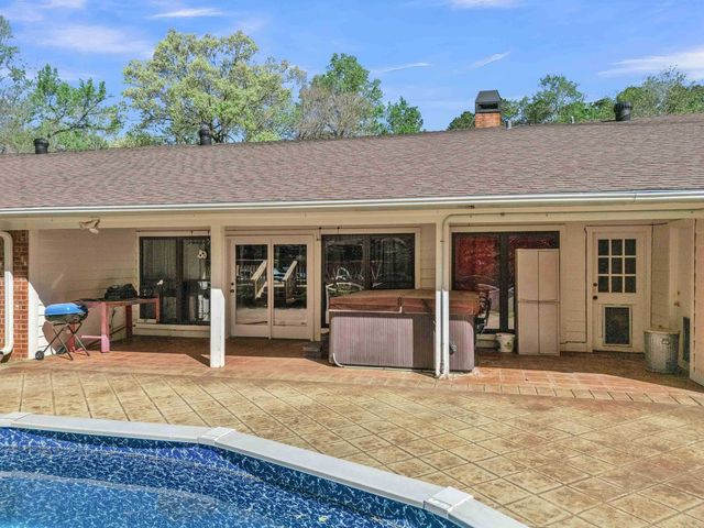 530 E Bar K Ranch Rd., Longview, TX 75605