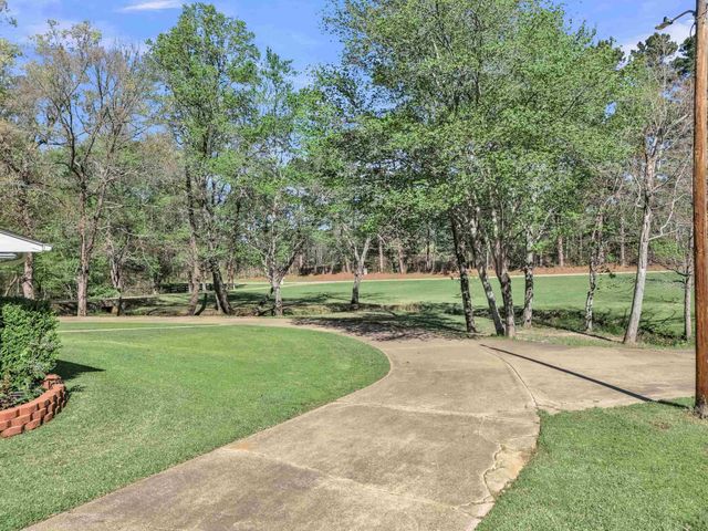 530 E Bar K Ranch Rd., Longview, TX 75605