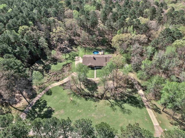 530 E Bar K Ranch Rd., Longview, TX 75605