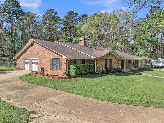 530 E Bar K Ranch Rd., Longview, TX 75605