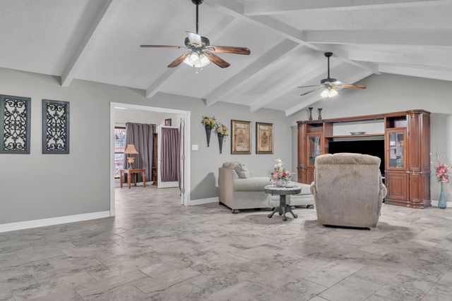 530 E Bar K Ranch Rd., Longview, TX 75605