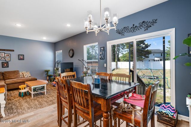 107 W Sandpiper Lane, Little Egg Harbor, NJ 08087