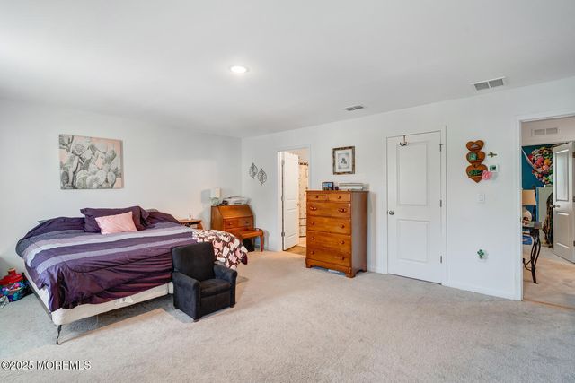 107 W Sandpiper Lane, Little Egg Harbor, NJ 08087