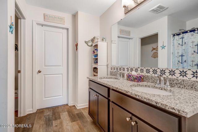 107 W Sandpiper Lane, Little Egg Harbor, NJ 08087