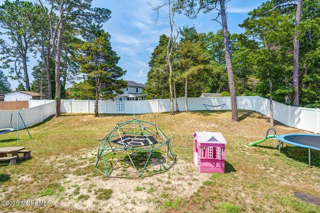 107 W Sandpiper Lane, Little Egg Harbor, NJ 08087