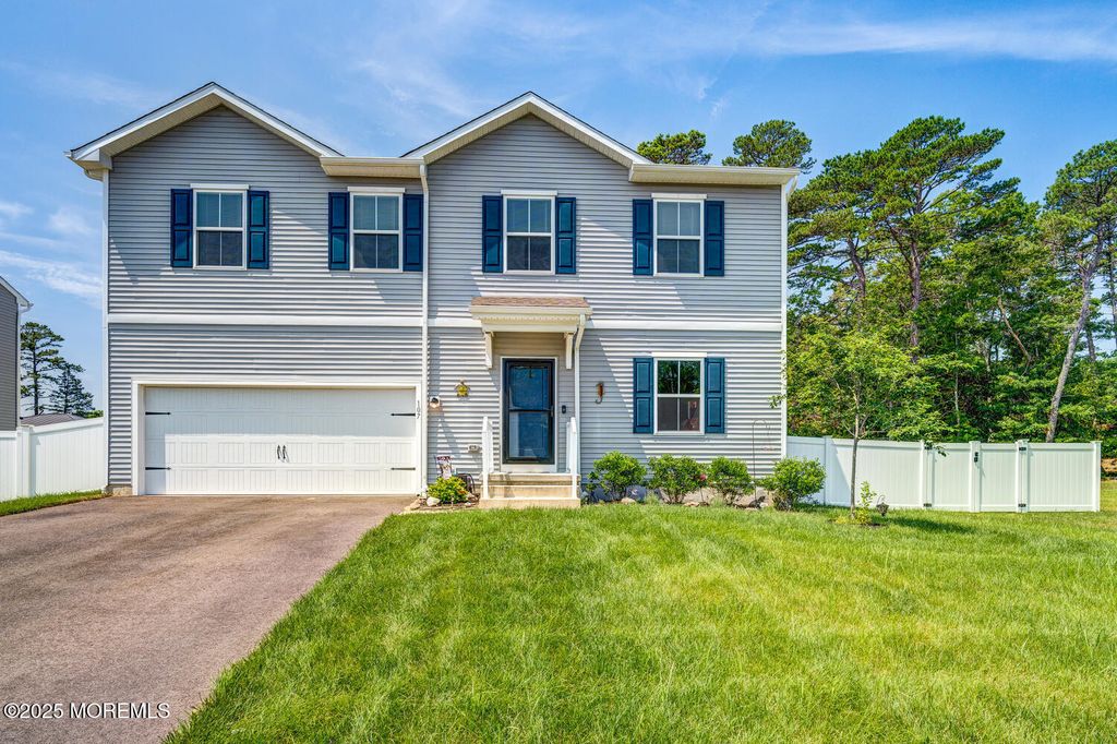107 W Sandpiper Lane, Little Egg Harbor, NJ 08087