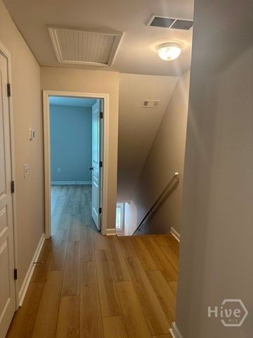 490 Barnett Shoals Road 434, Athens, GA 30605