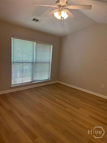 490 Barnett Shoals Road 434, Athens, GA 30605