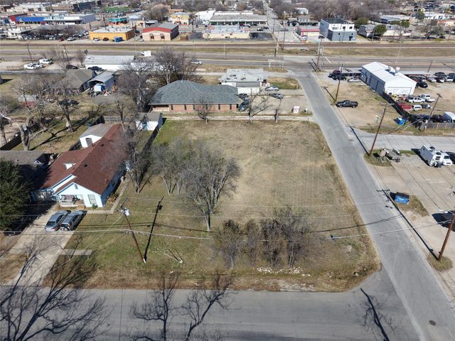 426 Dallas Street, Grand Prairie, TX 75051