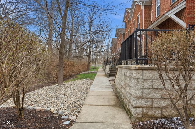 1014 Reserve Way, Indianapolis, IN 46220