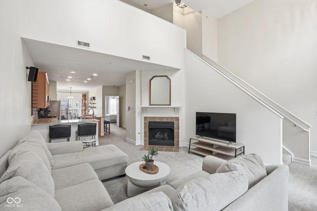 1014 Reserve Way, Indianapolis, IN 46220