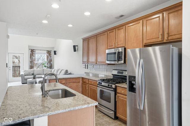 1014 Reserve Way, Indianapolis, IN 46220