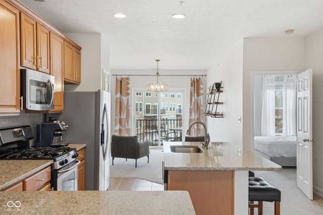 1014 Reserve Way, Indianapolis, IN 46220