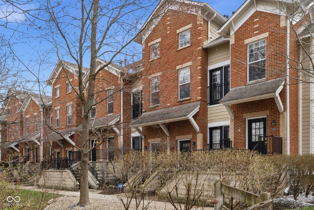 1014 Reserve Way, Indianapolis, IN 46220