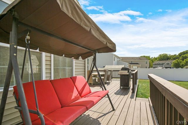 4452 Millstream Drive, Clay, NY 13041