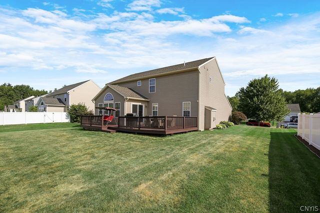 4452 Millstream Drive, Clay, NY 13041
